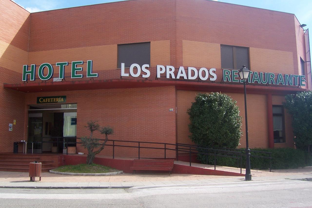 Hotel Restaurante Los Prados Loeches Exterior foto